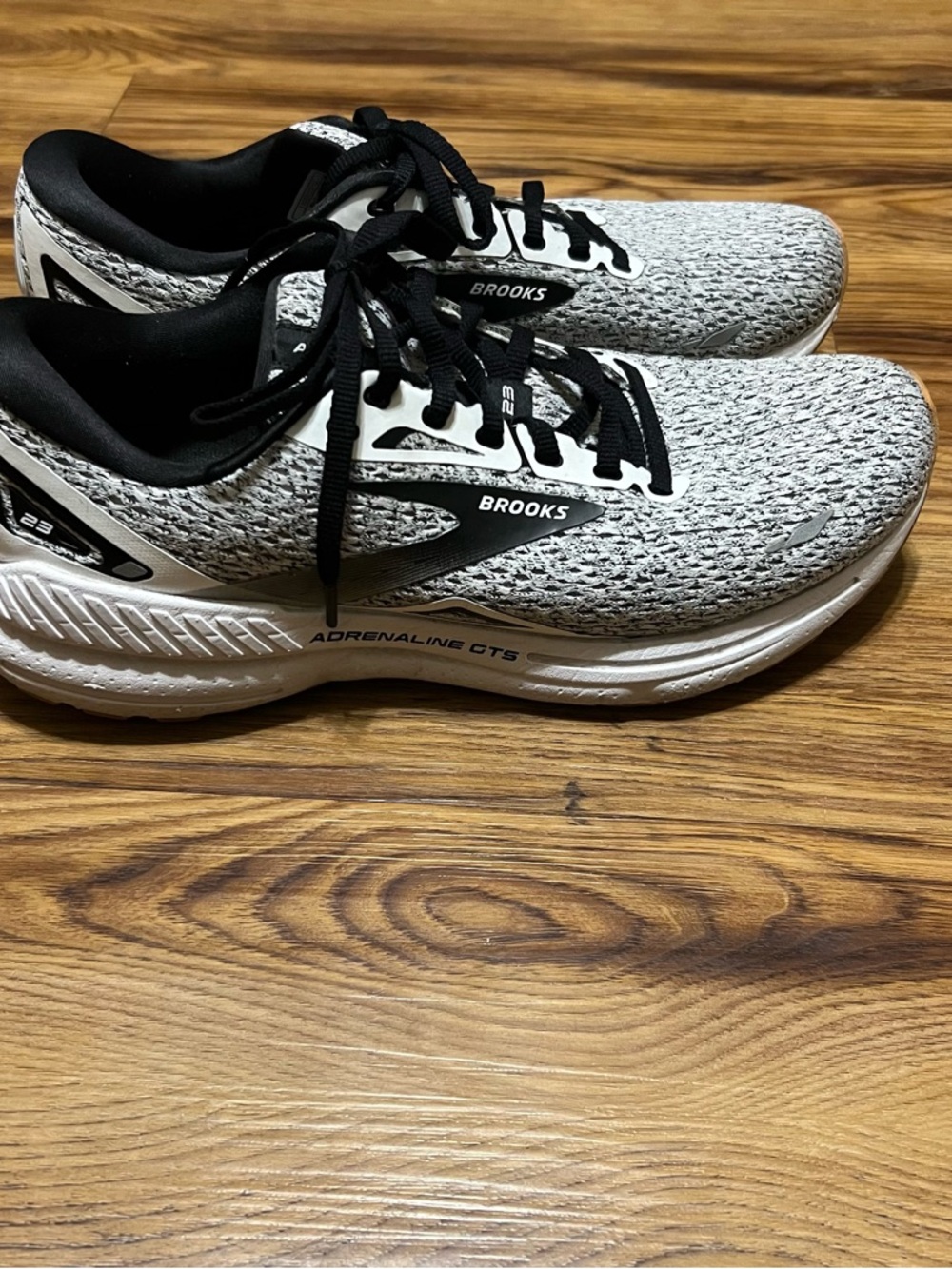 nike brooks adrenaline Gts 23 - Picture 3 of 7